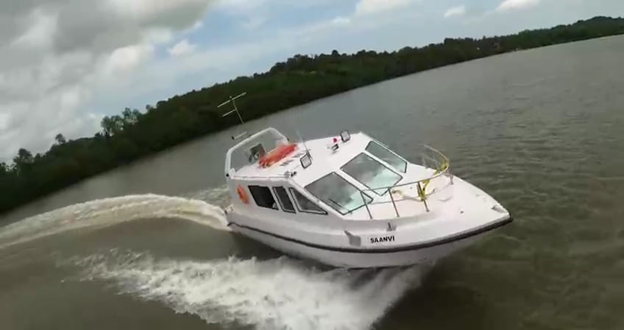 FRP PATROL CUM CHASE BOAT1