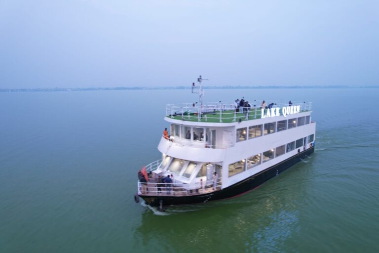 lake-queen-1-768x512