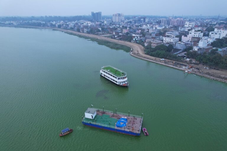 lake-queen-5-768x512